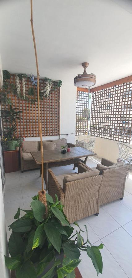 Stefaris "Koutsou Court 105" Apartamento Larnaca Exterior foto