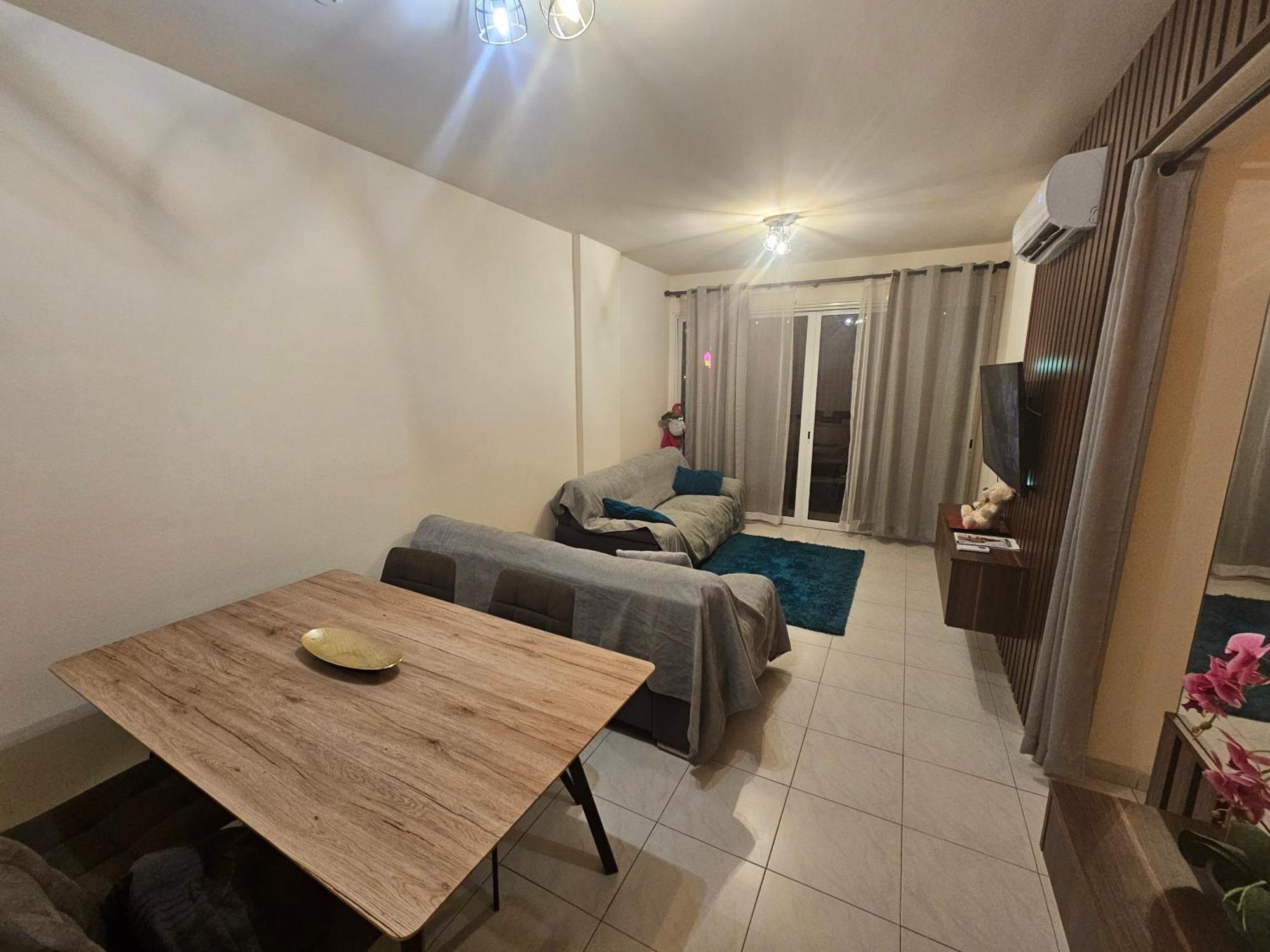 Stefaris "Koutsou Court 105" Apartamento Larnaca Exterior foto
